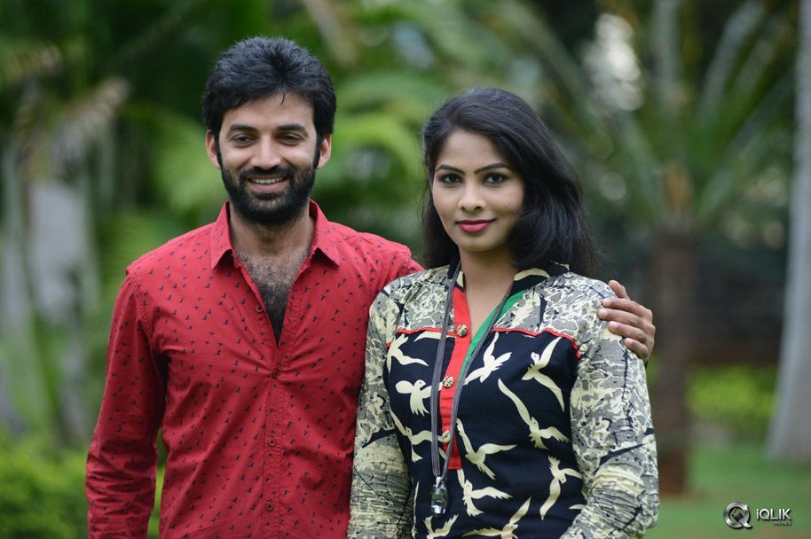 Bandhook-Movie-Platinum-Disc-Function